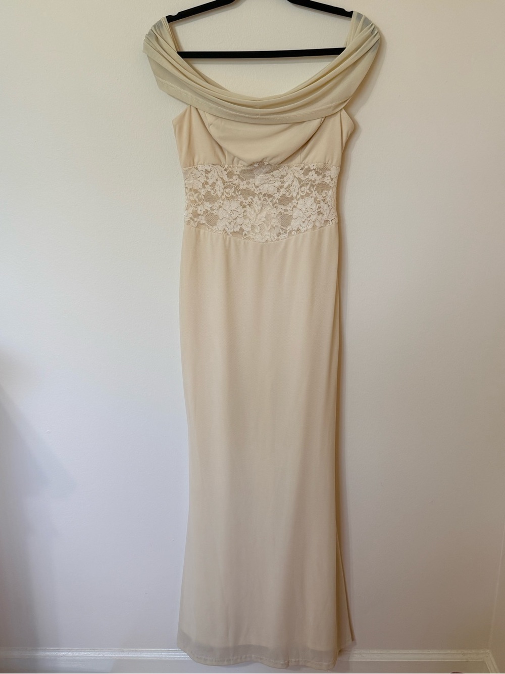 Here Comes the Sun Elegant Cream Off-Shoulder Lace-Trim Maxi Dress (NWT)
